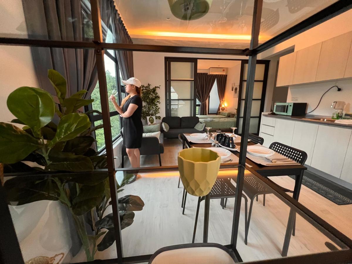 Jesselton Quay Suite By Backyard Kota Kinabalu Esterno foto