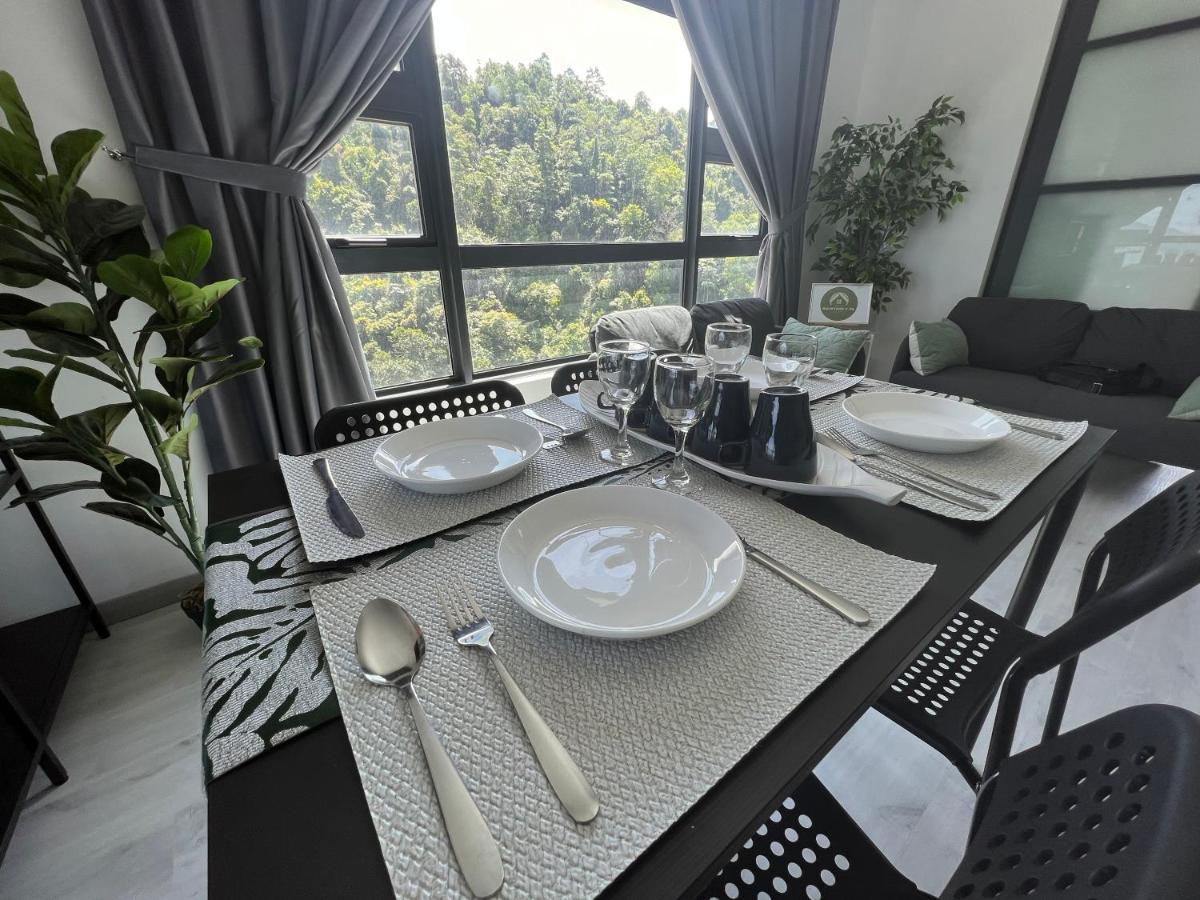 Jesselton Quay Suite By Backyard Kota Kinabalu Esterno foto
