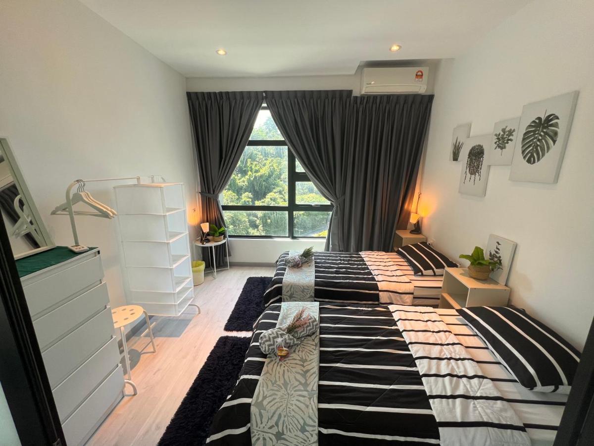 Jesselton Quay Suite By Backyard Kota Kinabalu Esterno foto