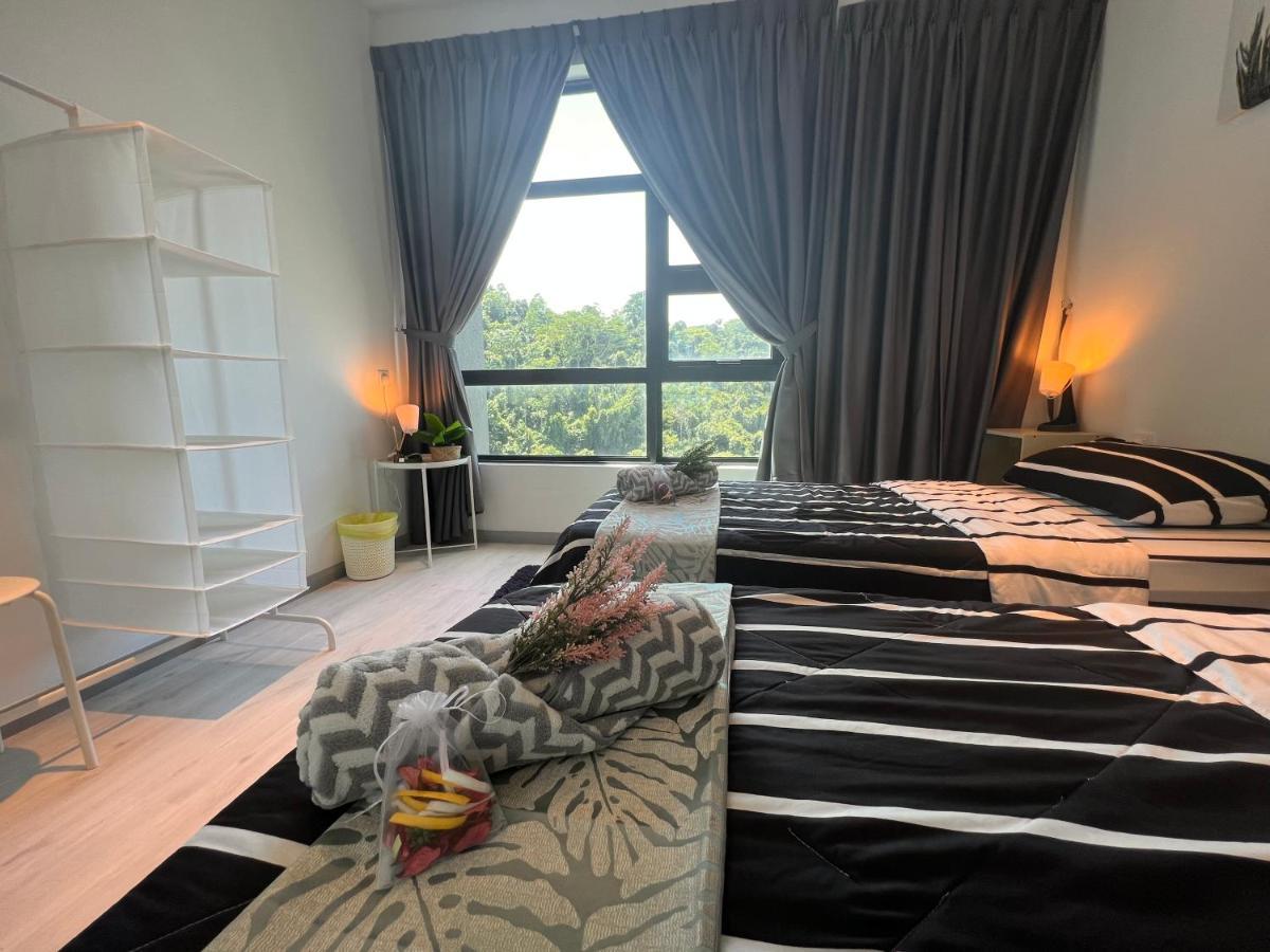 Jesselton Quay Suite By Backyard Kota Kinabalu Esterno foto